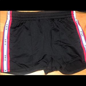 VS PINK lounge shorts (Size M)